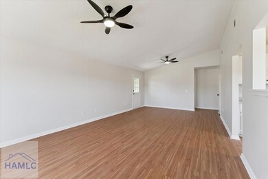 851 Lyndsi Ln, Hinesville, GA 31313 - photo 4
