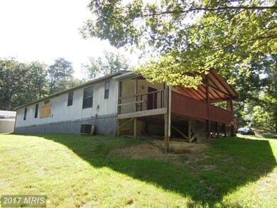 190 Sugar Maple Ln, Gerrardstown, WV 25420 - photo 4