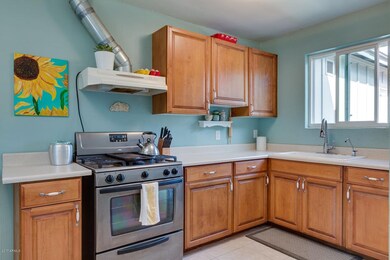 05 Kitchen