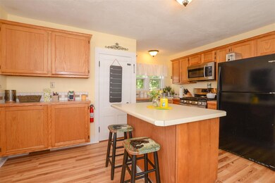 38 Forest St, Sanbornville, NH 03872 - photo 6