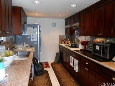 Kitchen has granite counters