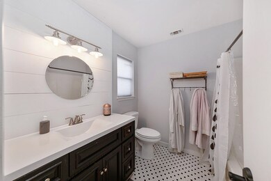 903 Henrietta St, Fredericksburg, TX 78624 - photo 7