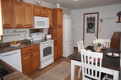 78 Stratton Rd, Rutland, VT 05701 - photo 6