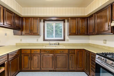 Ormada_Dr_6411_Kalamazoo_49048-7