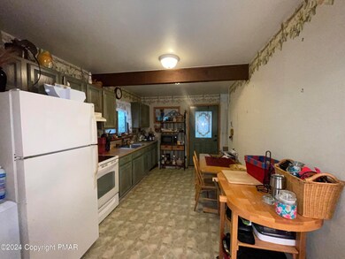 121 Ledge View Dr, Hawley, PA 18428 - photo 4