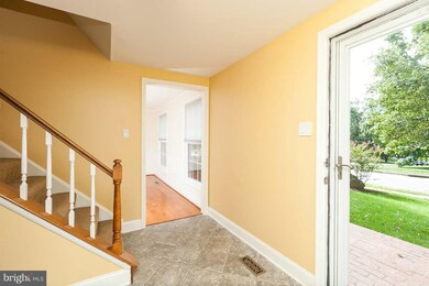 8328 Tally Ho Rd, Lutherville Timonium, MD 21093 - photo 5