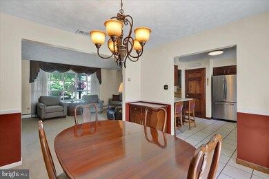 1649 Sherwood Rd, Reading, PA 19610 - photo 6