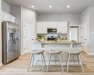 124 Lightbourne Dr, Lafayette, LA 70506 - photo 4