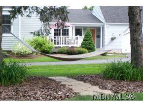 324 X 255 Lot w/Privacy
