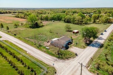 37105 Crescent Hill Rd, Osawatomie, KS 66064 - photo 6
