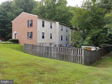 6412 Old Scotts Ct, Springfield, VA 22152 - photo 3