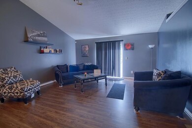 1246 Onslow Dr, Columbus, OH 43204 - photo 6