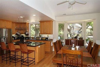 AMENITIES:     FORMAL LIVING ROOM  Ã¢â‚¬Â¢Carpeted