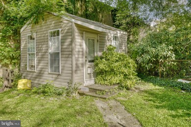 8721 Eddington Rd, Parkville, MD 21234 - photo 7