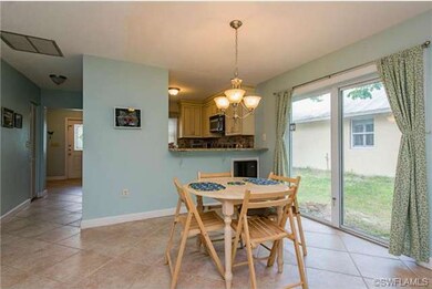 1049 Trail Terrace Dr, Naples, FL 34103 - photo 4