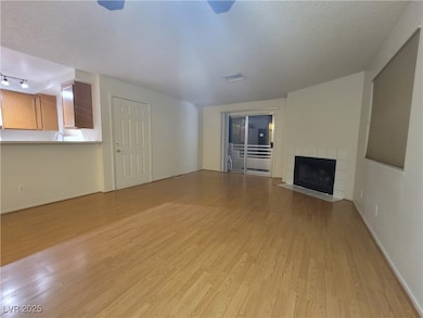 2200 Highpointe Dr unit 201, Laughlin, NV 89029 - photo 7