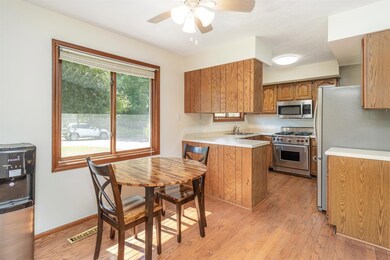 2657 N Rembrandt Ln, La Porte, IN 46350 - photo 6