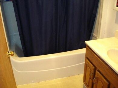 982 Nash Rd, North Tonawanda, NY 14120 - photo 6