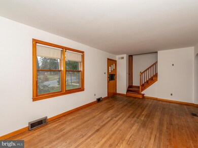 701 Grove Ave, Mohnton, PA 19540 - photo 5