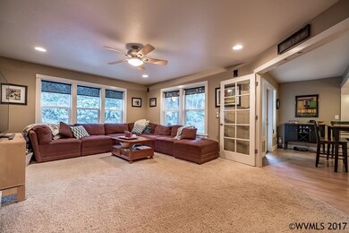 458 Sugarpine Ct SE, Salem, OR 97306 - photo 3