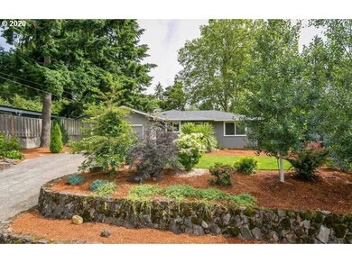 2065 Tumwater St, West Linn, OR 97068 - photo 2