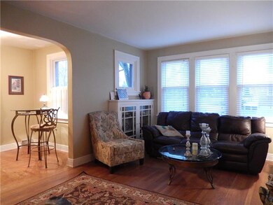 Hardwood floors, lots of windows and built in side