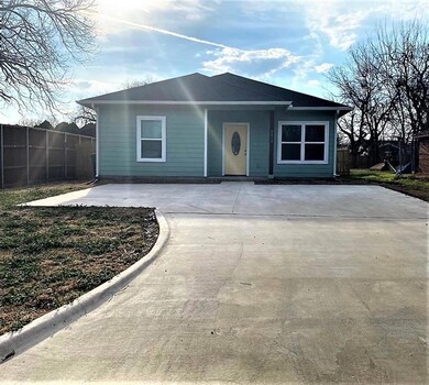 1612 N Hoard Ave, Sherman, TX 75090 - photo 3