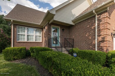 6933 Catalpa Springs Dr, Louisville, KY 40228 - photo 5