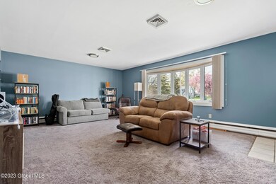 47 Marwood St, Albany, NY 12209 - photo 5