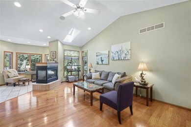 153 Chelsea Ct, Oregon, WI 53575 - photo 2