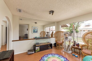 1370 W Elgin (4 of 27)