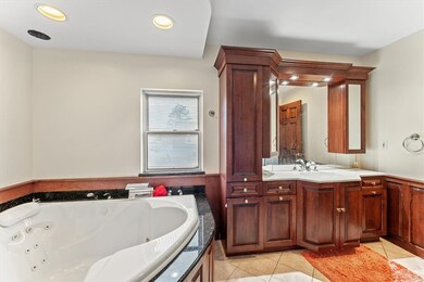 32 Edison St, Warwick, RI 02889 - photo 5