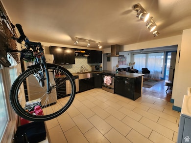 370 W 800 N unit 8, Salt Lake City, UT 84103 - photo 3