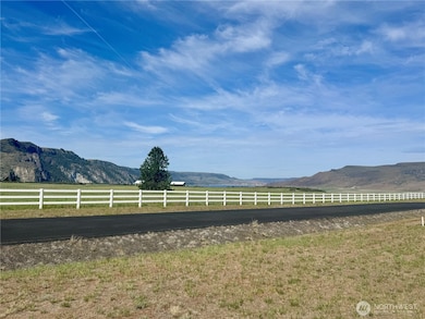 44110 Covey Ln, Wilbur, WA 99185 - photo 2