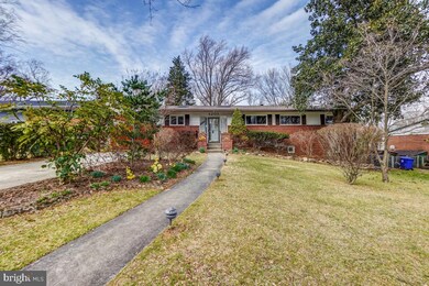 4205 Southend Rd, Rockville, MD 20853 - photo 2