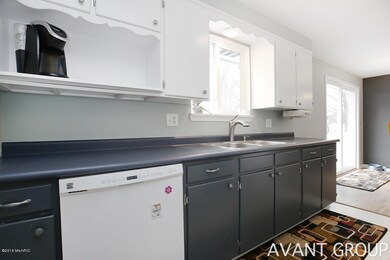 606 Netherfield St NW, Comstock Park, MI 49321 - photo 6