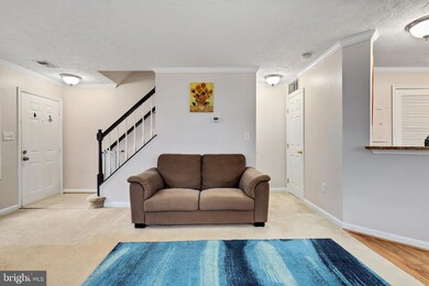 8031 Lantern Ct unit 122, Manassas, VA 20109 - photo 6