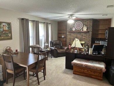 1046 Thatcher St, Denison, TX 75020 - photo 5