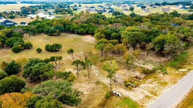 508 Lydia Ln, Granbury, TX 76049 - photo 5