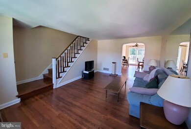 2222 Windsor Ave, Drexel Hill, PA 19026 - photo 3