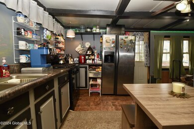 11 Park Ave, Middle Grove, NY 12850 - photo 5