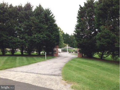 12304 Woodmore Rd, Bowie, MD 20721 - photo 2