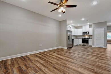 1042 Dubois St, Denison, TX 75020 - photo 3