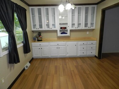 4825 Queal Dr, Shawnee, KS 66203 - photo 4