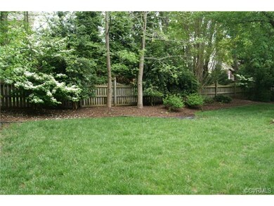 12032 Ivy Hollow Ct, Glen Allen, VA 23059 - photo 2