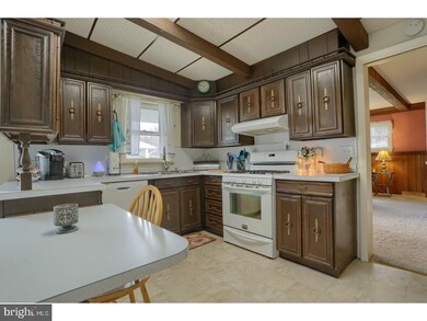 56 W Fairview St, Mohnton, PA 19540 - photo 4