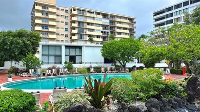 Mayfair House West unit 3 L, Palm Beach, FL 33480 - photo 2