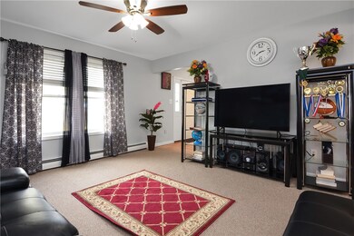 137 Stearns St, Pawtucket, RI 02861 - photo 5