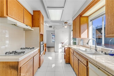 13961 Cantlay St, Van Nuys, CA 91405 - photo 6