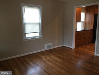2812 Fort Dr, Alexandria, VA 22303 - photo 5